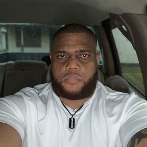 Meet your Posher, Travis